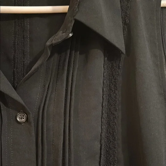 CAbi Jagger Black top - Picture 2 of 4